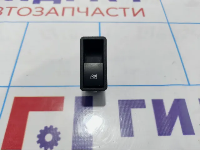 Кнопка стеклоподъемника задняя Opel Astra (H) 6240358.