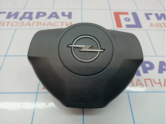 Подушка безопасности в рулевое колесо Opel Astra (H) 93862633.