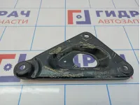 Кронштейн передней балки левый Opel Astra (H) 302038.