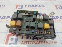 Блок предохранителей моторный Opel Astra (H) 1237094. Дефект корпуса.