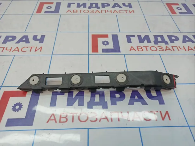 Направляющая заднего бампера правая Opel Astra (H) 1404195. Дефект.