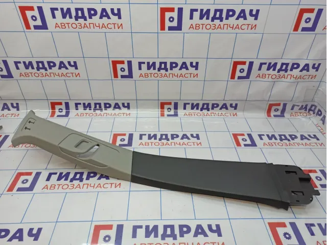 Обшивка стойки средней правой Opel Astra (H) 7226230. В сборе.