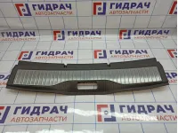 Обшивка багажника на заднюю панель Opel Astra (H) 2346764.