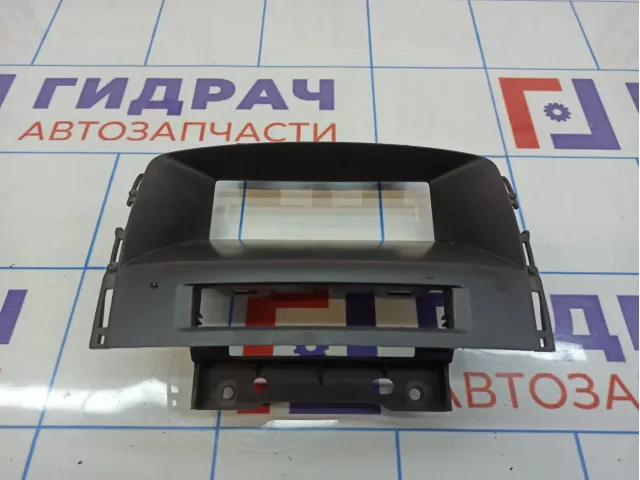 Накладка декоративная на торпедо центральная Opel Astra GTC (J) 2208302