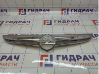 Накладка на решетку радиатора Opel Astra GTC (J) 1322010