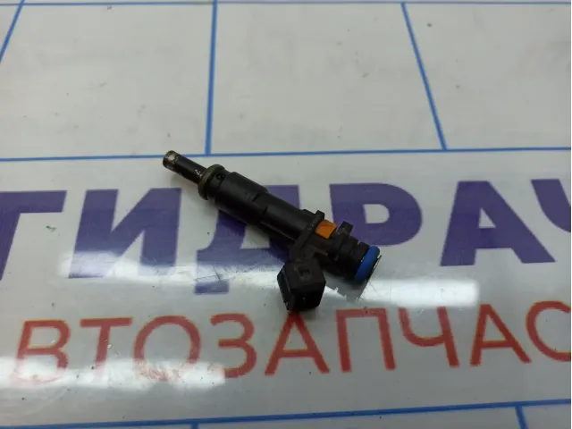 Форсунка инжекторная электрическая Opel Astra GTC (J) 5817429