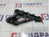 Кронштейн заднего бампера левый Opel Astra GTC (J) 13266141