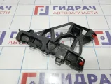 Кронштейн заднего бампера левый Opel Astra GTC (J) 13266141