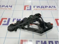 Кронштейн заднего бампера правый Opel Astra GTC (J) 13266143
