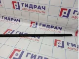 Накладка стекла переднего правого Opel Astra GTC (J) 13259959