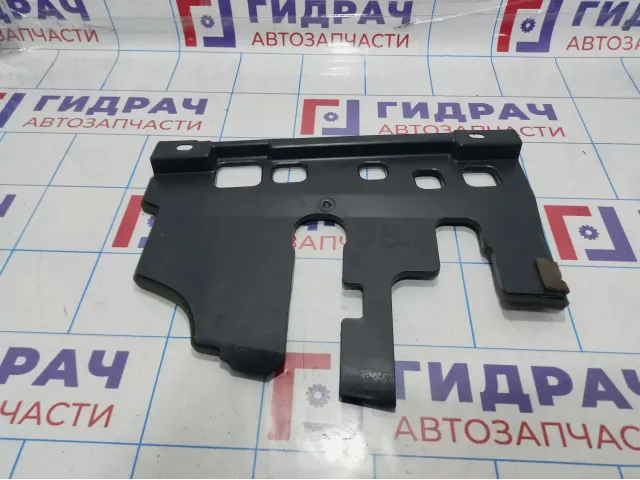 Накладка торпедо левая нижняя Opel Astra (H) 13137842
