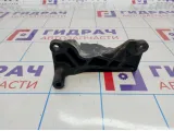Кронштейн опоры двигателя правый Opel Astra (H) 13189381