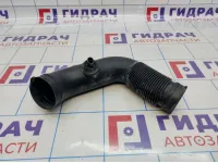 Патрубок воздушного фильтра Opel Astra (H) 55559325