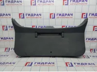 Обшивка двери багажника Opel Astra (H) 13201328