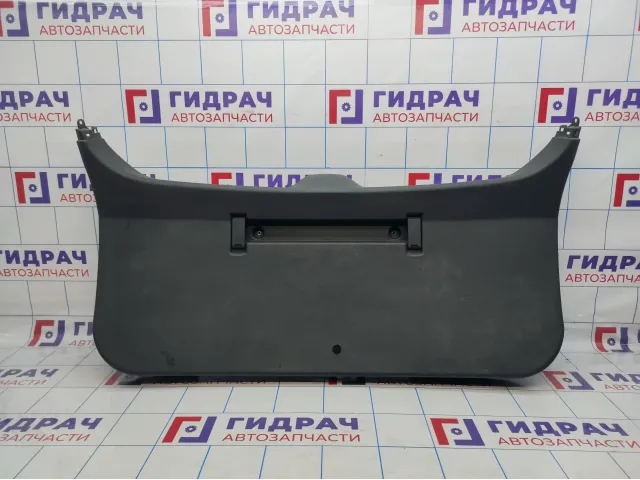 Обшивка двери багажника Opel Astra (H) 13201328
