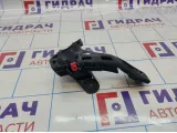 Кронштейн заднего бампера левый Opel Astra (H) 13143106