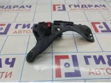 Кронштейн заднего бампера правый Opel Astra (H) 13143107