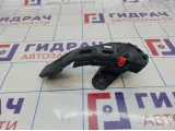 Кронштейн заднего бампера правый Opel Astra (H) 13143107