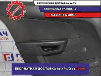 Обшивка двери передней левой Opel Astra H 13177101. Есть дефект.