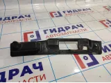 Накладка на замок двери багажника Opel Astra H 13119336.