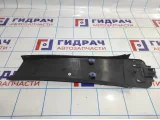 Обшивка стойки средняя правая Opel Astra H 13113921.
