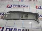 Обшивка стойки средняя правая (верхняя) Opel Astra H 13113909.