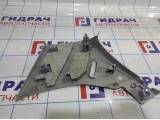 Обшивка стойки задняя правая (верхняя) Opel Astra H 13191178.