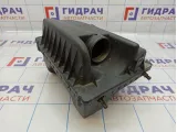Корпус воздушного фильтра Opel Astra H 5834027. Дефект.