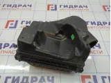 Корпус воздушного фильтра Opel Astra H 5834027. Дефект.