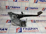 Педаль тормоза Opel Astra H 5560327.
