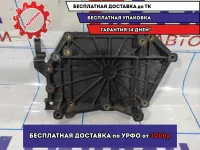 Кронштейн блока управления двигателем Opel Astra H 55560396.