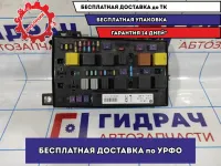Блок предохранителей моторный Opel Astra H 13268307.