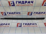 Накладка стекла заднего правого Opel Astra H 94700988.