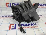 Коллектор впускной Opel Astra H 5850176.