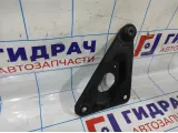 Кронштейн передней балки левый Opel Astra H 24416026.