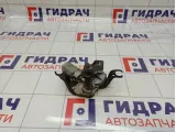Моторчик стеклоочистителя задний Opel Astra H 13105981