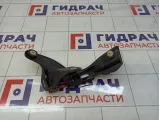 Направляющая заднего бампера правая Opel Astra H 13143107
