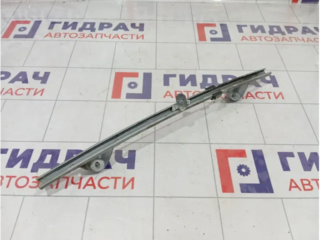 Направляющая стекла двери передней Opel Astra (H) 5148622