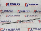 Накладка стекла переднего левого Opel Astra (H) 24469111