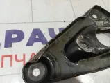 Кронштейн передней балки правый Opel Astra (H) 302022