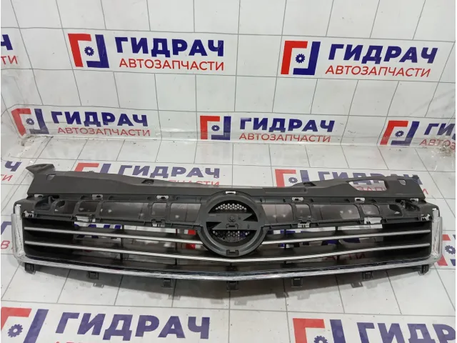 Решетка радиатора Opel Astra (H)