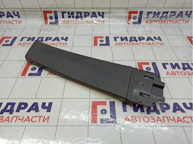 Обшивка стойки средней правой нижняя Opel Astra (H) 13113921