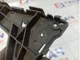 Направляющая переднего бампера правая Opel Astra (H) 24460284