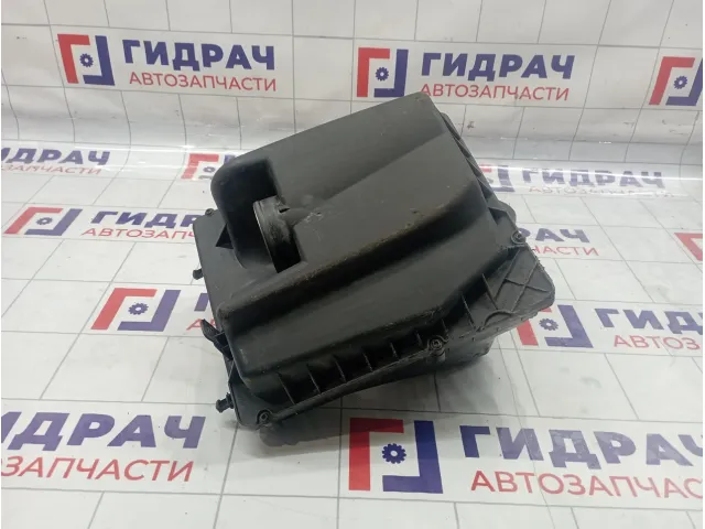 Корпус воздушного фильтра Opel Astra (H) 834138