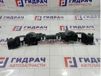 Направляющая переднего бампера Opel Astra (H) 1406612