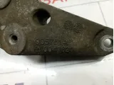 Кронштейн опоры КПП Opel Astra (H) 90575142