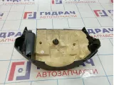 Кожух рулевой колонки нижний Opel Astra (H) 5911538