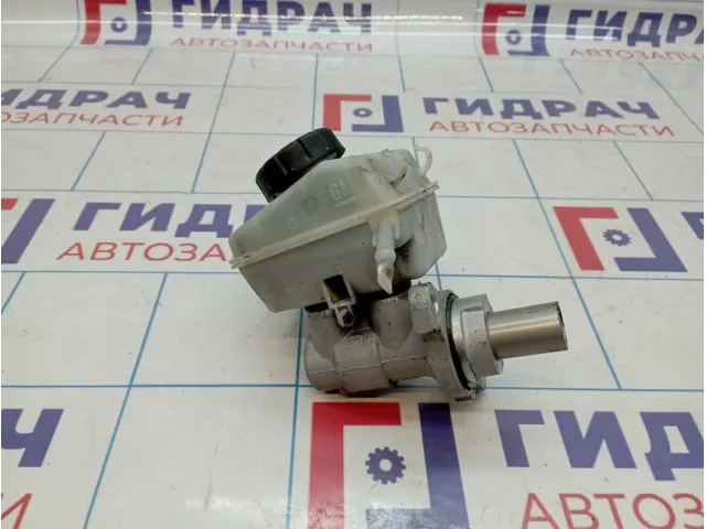 Цилиндр тормозной главный Opel Astra (H) 558387