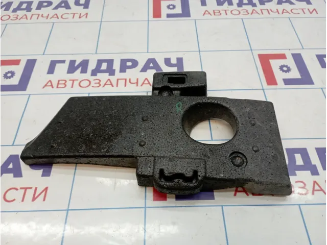 Наполнитель заднего бампера правый Opel Astra (H) 13126032