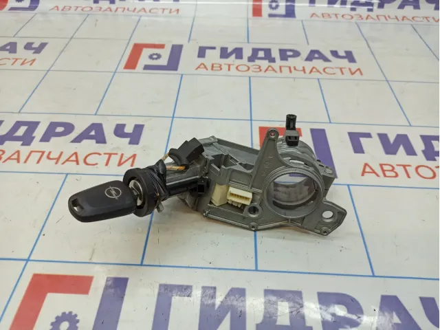 Замок зажигания Opel Astra (H)